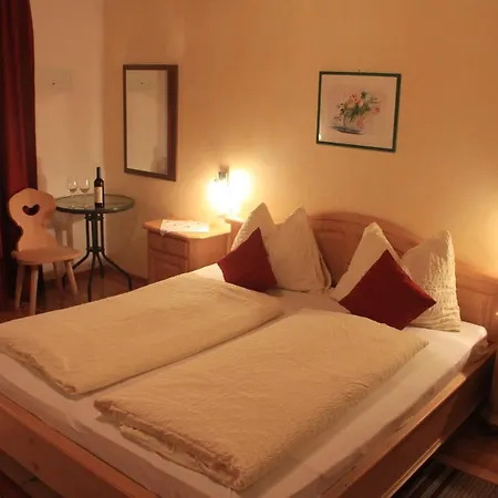 Kandlerhof Bed & Breakfast