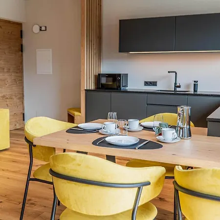 Kandlerhof Bed & Breakfast 3*