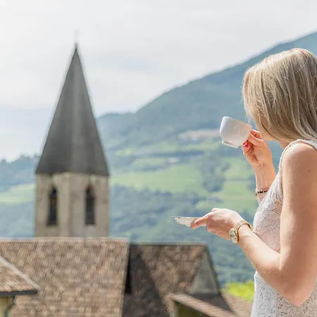 住宿加早餐酒店 Kandlerhof 博尔扎诺